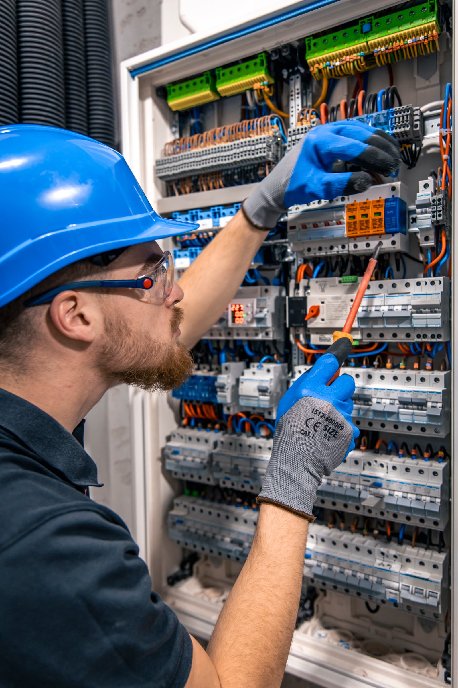 الأعمال الكهربائية